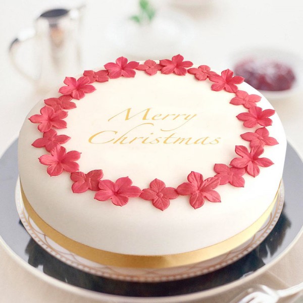 One Kg Designer Fondant Vanilla Christmas Cake